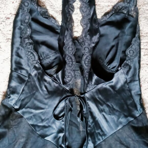 Victoria's Secret Black Lace & Silk Semi-sheer Mesh Babydoll Chemise Lingerie - Picture 9 of 16